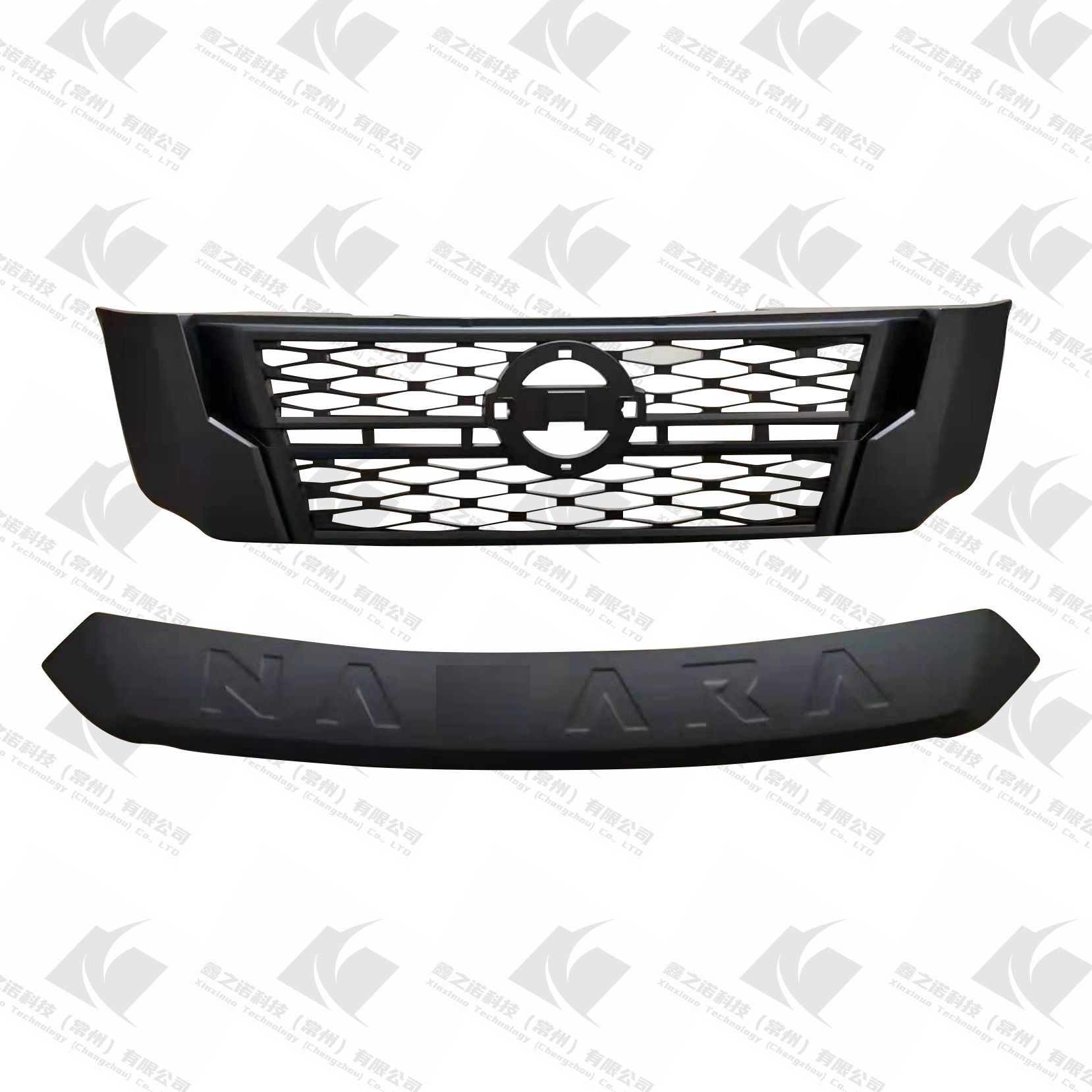 Centre Net and Front Bumper with Smoked Lens Tail Light